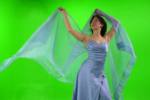 绿屏抠像素材：风中穿纱裙的美女（中景）